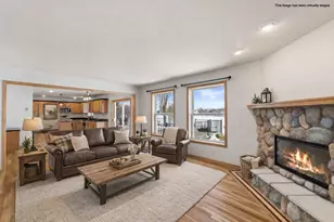 3212 E Lindy Ln, Oak Creek, WI 53154 - Photo 12