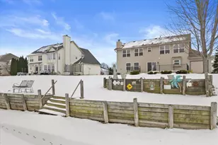 3212 E Lindy Ln, Oak Creek, WI 53154 - Photo 54