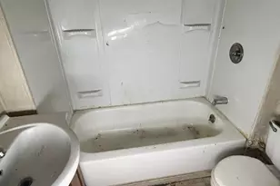 420 N 29th St, Milwaukee, WI 53208 - Photo 24