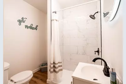 2239 S 11th St, Milwaukee, WI 53215 - Photo 8