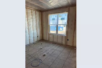 1044  Waterstone Ct, Pewaukee, WI 53072 - Photo 8