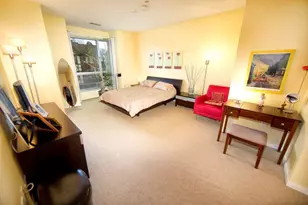 1522 N Prospect Ave, Milwaukee, WI 53202 - Photo 10