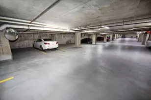 1522 N Prospect Ave, Milwaukee, WI 53202 - Photo 18