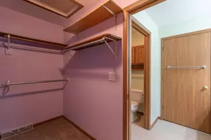 18775 Brookfield Lake Dr, Brookfield, WI 53045 - Photo 16