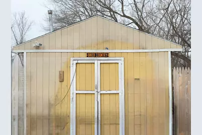 N44W28076  Capitol Dr, Delafield, WI 53072 - Photo 18