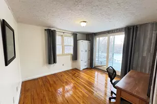 N44W28076 Capitol Dr, Delafield, WI 53072 - Photo 8