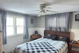 N44W28076 Capitol Dr, Delafield, WI 53072 - Photo 6