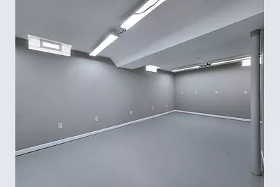 7448 N 90th St, Milwaukee, WI 53224 - Photo 44