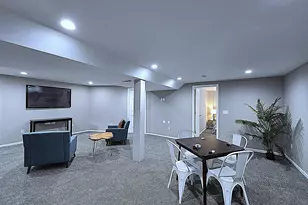 7448 N 90th St, Milwaukee, WI 53224 - Photo 32