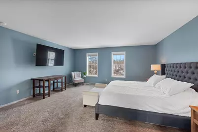 N29W26151  Coachman Dr, Pewaukee, WI 53072 - Photo 28