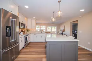 1126 Harbor Ave, West Bend, WI 53095 - Photo 6