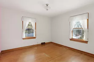 522 S 30th St, Manitowoc, WI 54220 - Photo 12