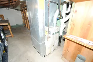 3641 N 93rd St, Milwaukee, WI 53222 - Photo 16