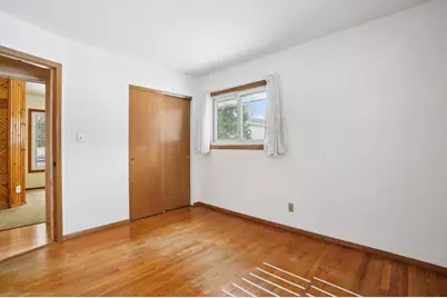 3927 W Acre Ave, Franklin, WI 53132 - Photo 24