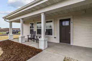 1601 Wildlife Dr, Kewaskum, WI 53040 - Photo 2