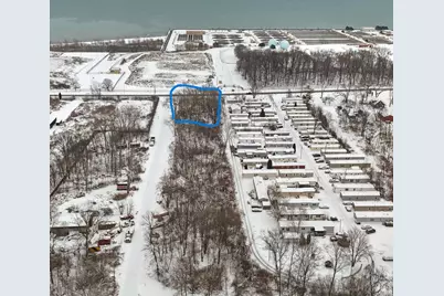 8465 S 5th Ave, Oak Creek, WI 53154 - Photo 2