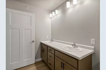 1601  Wildlife Dr #2, Kewaskum, WI 53040 - Photo 16