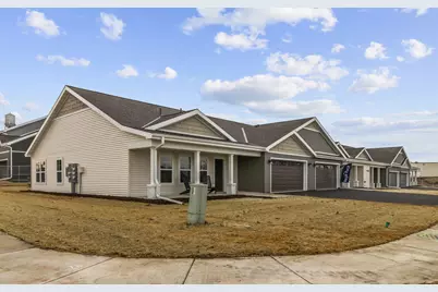 1601  Wildlife Dr #2, Kewaskum, WI 53040 - Photo 6