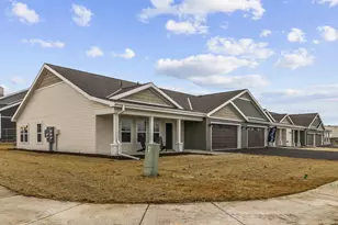 1601 Wildlife Dr, Kewaskum, WI 53040 - Photo 6