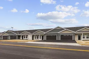 1601 Wildlife Dr, Kewaskum, WI 53040 - Photo 4