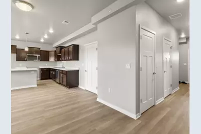 1601  Wildlife Dr #4, Kewaskum, WI 53040 - Photo 8