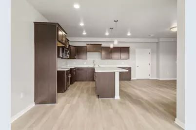 1601  Wildlife Dr #4, Kewaskum, WI 53040 - Photo 10