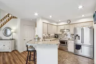 14048 W Waters Edge Trail, New Berlin, WI 53151 - Photo 8