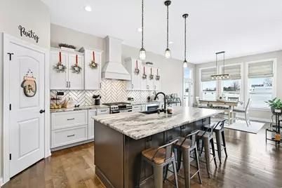 28516  Blue Crane Ct, Racine, WI 53185 - Photo 12