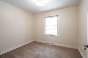 6604 W Glenbrook Rd, Brown Deer, WI 53223 - Photo 14