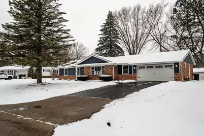 6604 W Glenbrook Rd, Brown Deer, WI 53223 - Photo 36