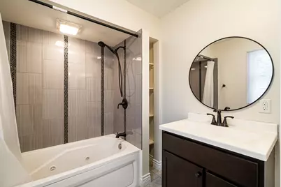 6604 W Glenbrook Rd, Brown Deer, WI 53223 - Photo 26