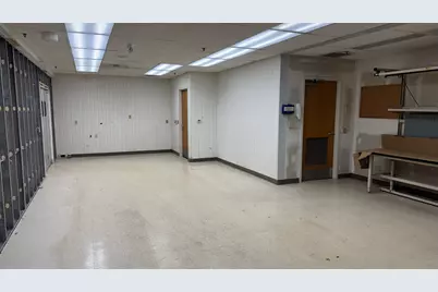 2827 S Business Dr, Sheboygan, WI 53081 - Photo 4