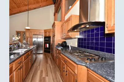 15150  Marilyn Dr, Elm Grove, WI 53122 - Photo 8