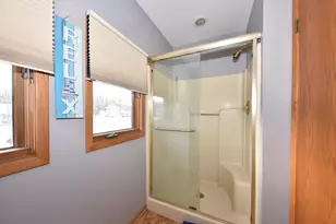 15150 Marilyn Dr, Elm Grove, WI 53122 - Photo 14