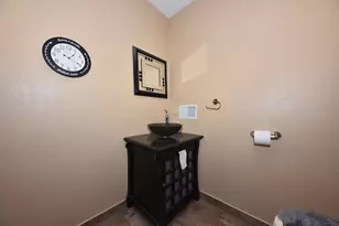 15150 Marilyn Dr, Elm Grove, WI 53122 - Photo 20