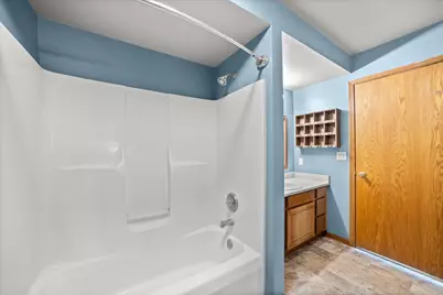 6813  Diane Dr, Newburg, WI 53090 - Photo 18