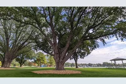 S63W13464  Windsor Rd, Muskego, WI 53150 - Photo 16