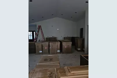 S63W13464  Windsor Rd, Muskego, WI 53150 - Photo 8