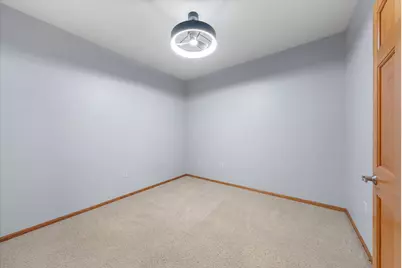 1655  New Port Vista Dr, Port Washington, WI 53024 - Photo 16