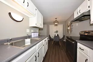 N115W17113 Armada Dr, Germantown, WI 53022 - Photo 16