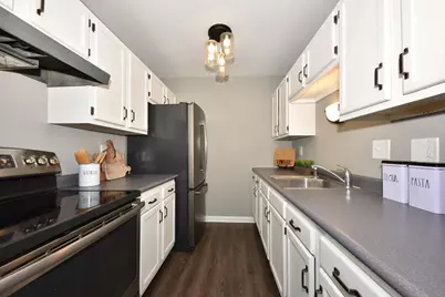 N115W17113  Armada Dr #12, Germantown, WI 53022 - Photo 14