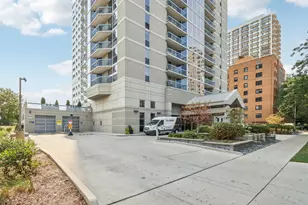 1660 N Prospect Ave, Milwaukee, WI 53202 - Photo 18