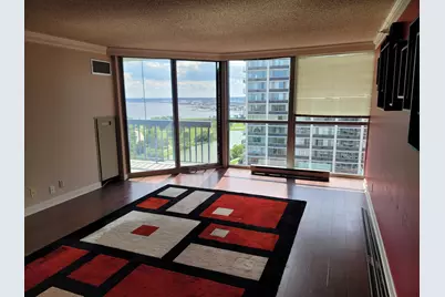 1660 N Prospect Ave #2008, Milwaukee, WI 53202 - Photo 4