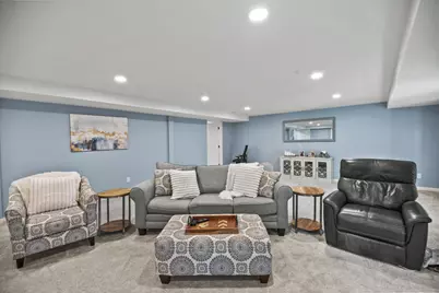 279  High Forest Dr, Grafton, WI 53012 - Photo 46