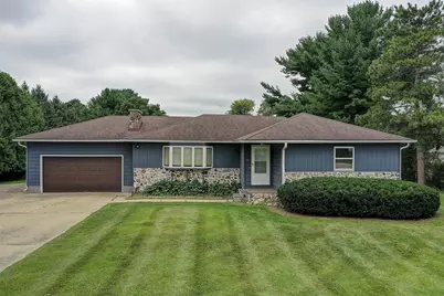 525  South St, Watertown, WI 53094 - Photo 1