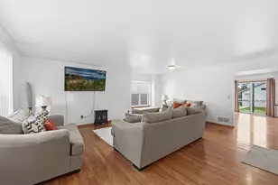 1810 N 19th St., Milwaukee, WI 53205 - Photo 4