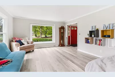 3  Birchwood Ct, Racine, WI 53402 - Photo 6