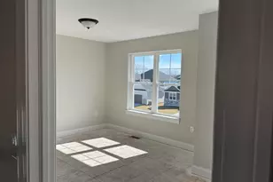 1013 Waterstone Ct, Pewaukee, WI 53072 - Photo 12