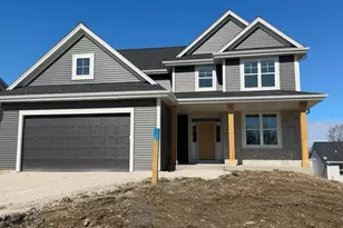 1013 Waterstone Ct, Pewaukee, WI 53072 - Photo 1