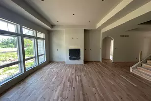 N55W25226 Crescent Hill Dr, Sussex, WI 53089 - Photo 18